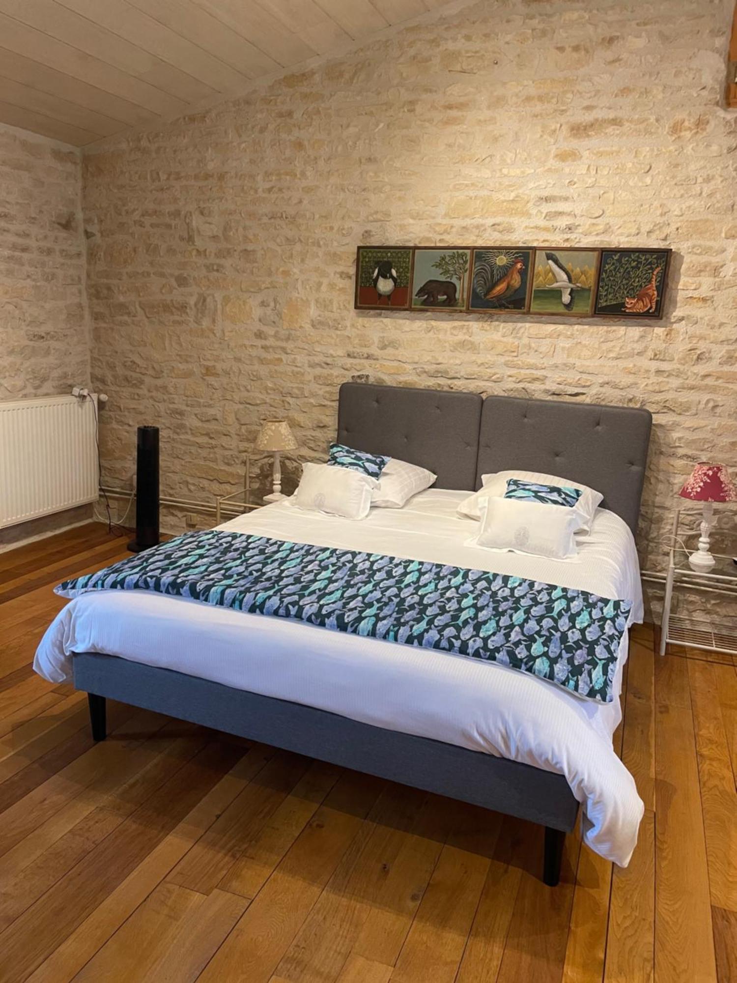 Apartmán Sous L Olivier Tusson Exteriér fotografie